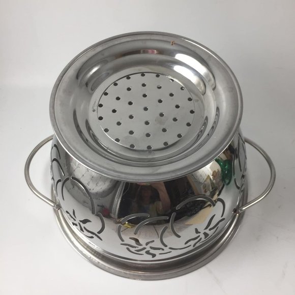 Nature Sweet Chrome Footed Colander 7" across - Picture 5 of 5